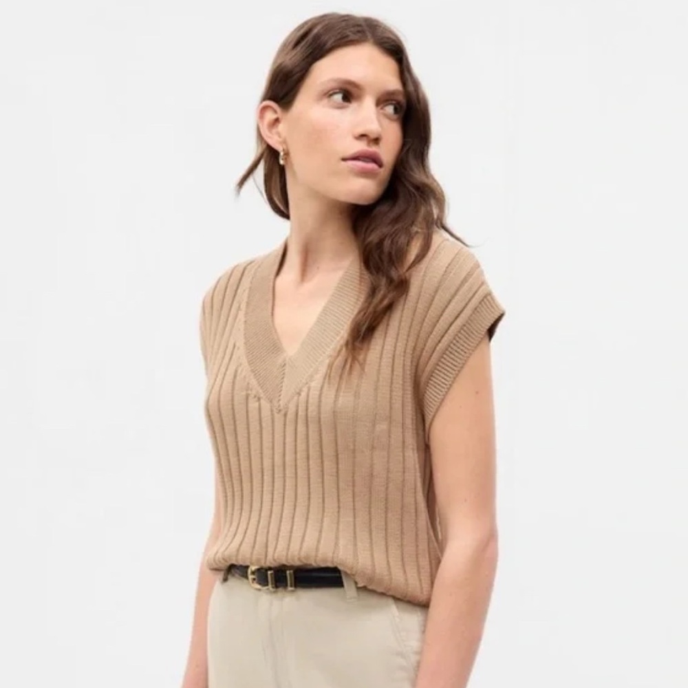 Gap NWT Dolman Ribbed Cotton Oversized  V Neck Sweater Vest Tan Preppy Sz S